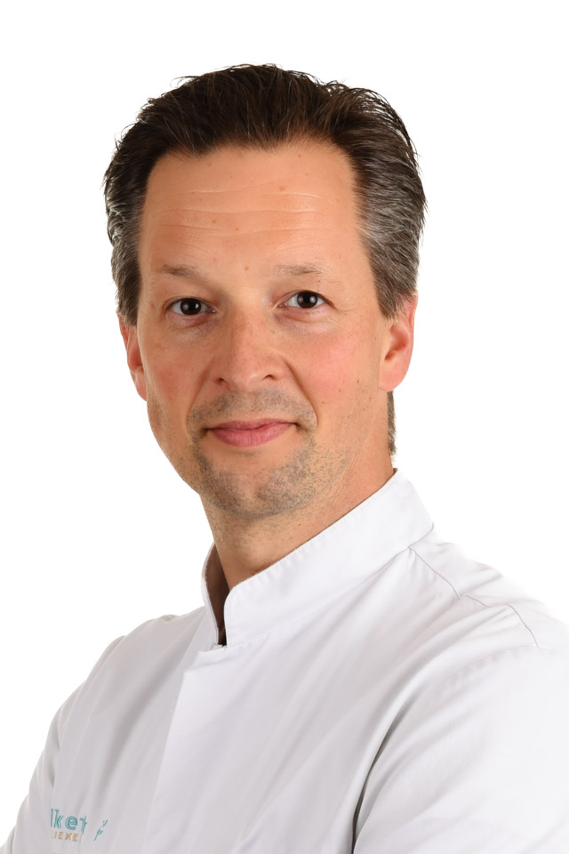 de heer dr. J.P.J. Dings